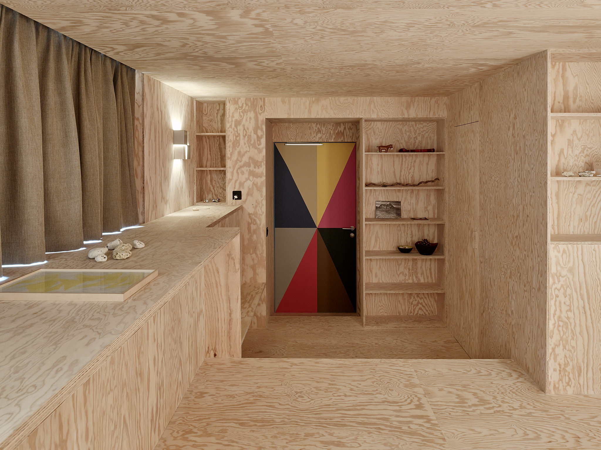 E18678 Alpa 0052 SCREEN